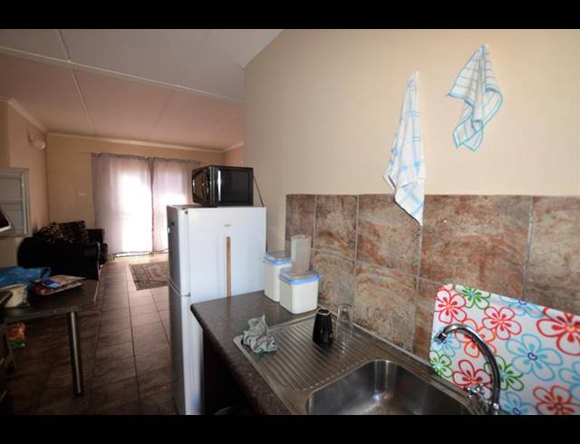 2 BEDROOM PROPERTY TO RENT IN VAALPARK